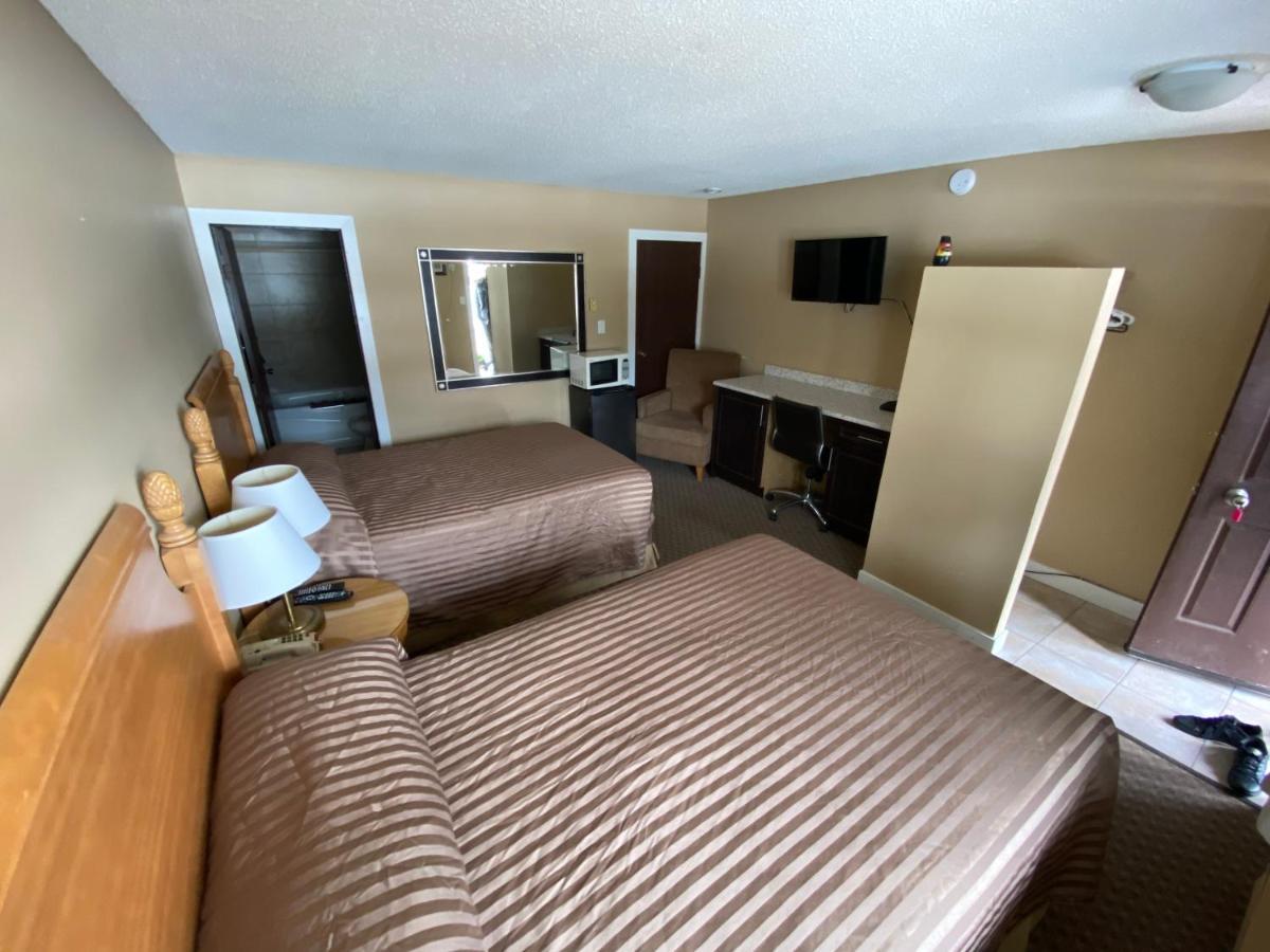 Twin Creeks Motel Lumby Dış mekan fotoğraf