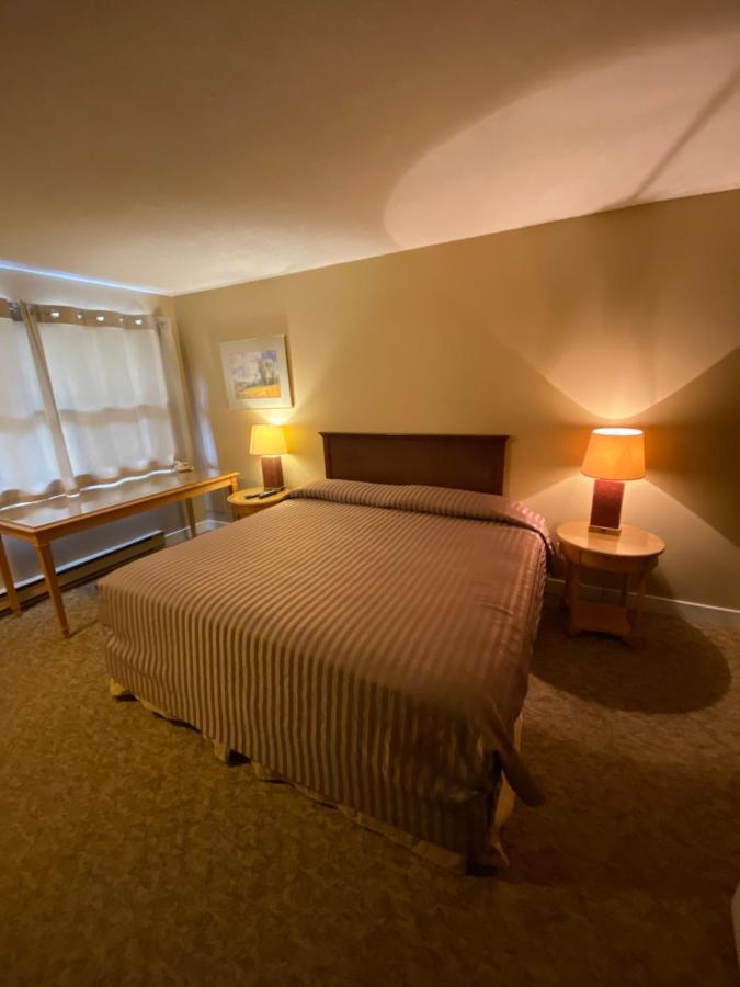 Twin Creeks Motel Lumby Dış mekan fotoğraf